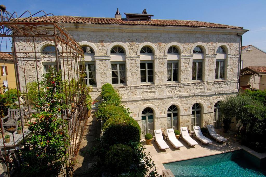 Relais Et Chateaux Michel Trama Puymirol Exterior foto