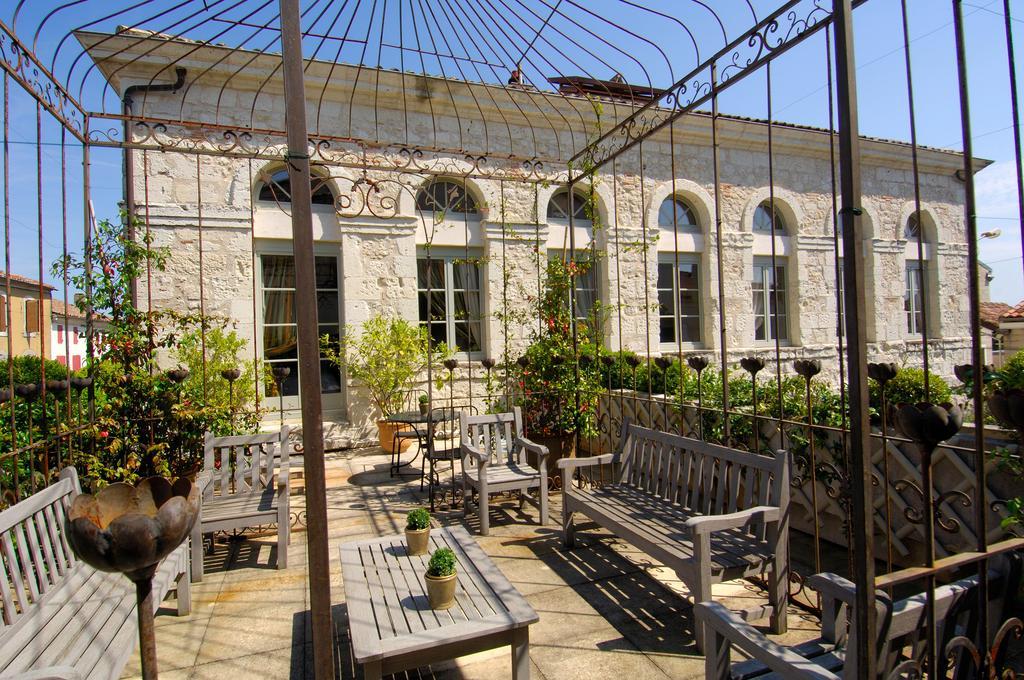 Relais Et Chateaux Michel Trama Puymirol Exterior foto